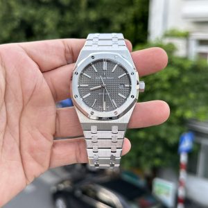 Audemars Piguet Royal Oak 15400ST Grey Dial 41mm 1