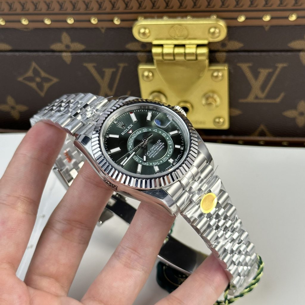 Dong Ho Rolex Rep 11 Sky Dweller 336934 Mat Xanh La Day Jubilee 42mm 1