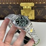 Dong Ho Rolex Rep 11 Sky Dweller 336934 Mat Xanh La Day Jubilee 42mm 1