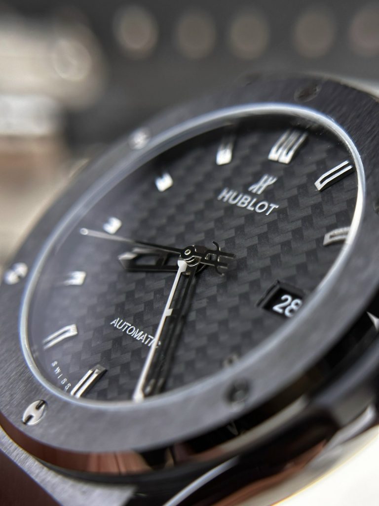 Hublot Classic Black Dial 42mm 5
