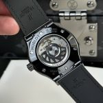 Hublot Classic Black Dial 42mm 8