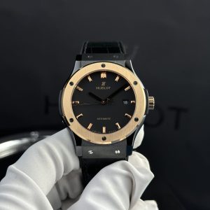 Hublot Classic Black Dial Gold Case 42mm 1