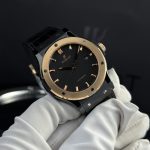Hublot Classic Black Dial Gold Case 42mm 2