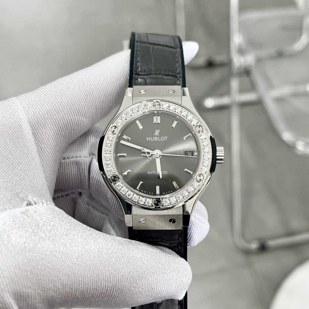 Hublot Classic Black Dial moissanite Case 38mm 1