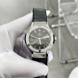 Hublot Classic Black Dial moissanite Case 38mm 1