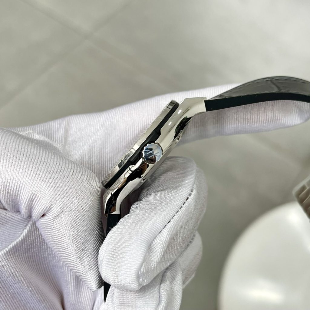 Hublot Classic Black Dial moissanite Case 38mm 4