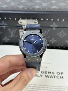 Hublot Classic Fusion Blue 511.NX.7170.RX 42mm