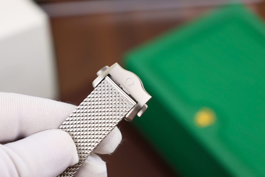 Omega Seamaster 210.90.42.20.01.001 42mm 9