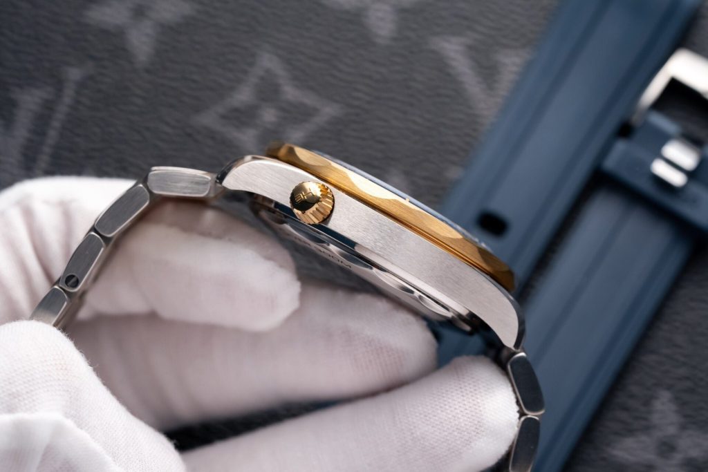 Omega Seamaster DemiGold 210.20.42.20.03.002 42mm 6