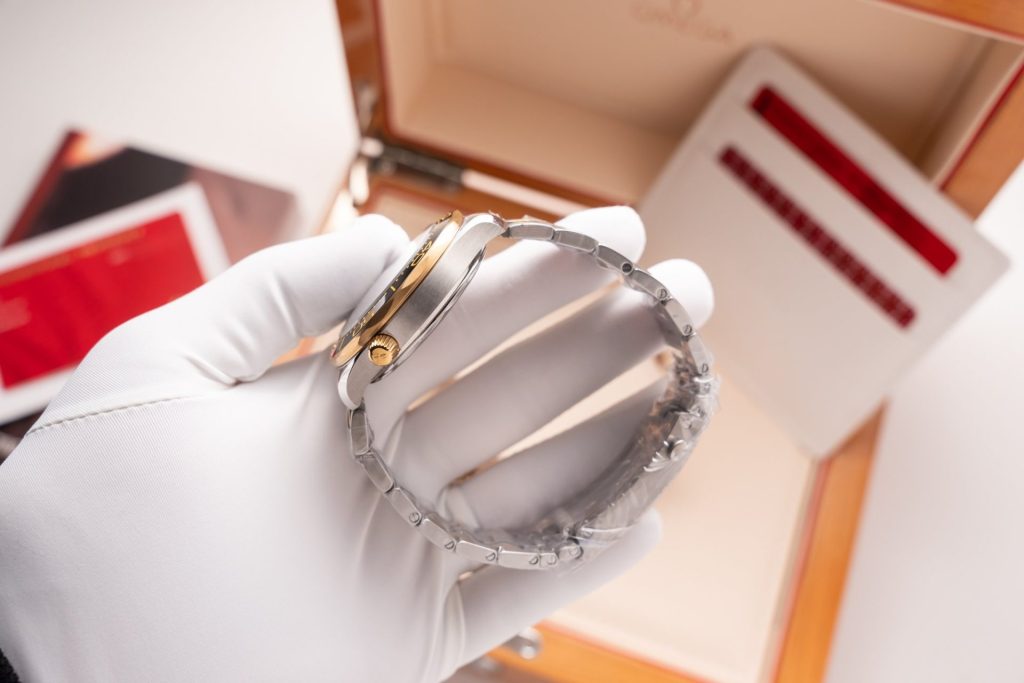 Omega Seamaster Diver 210.20.42.20.01.002 42mm 8