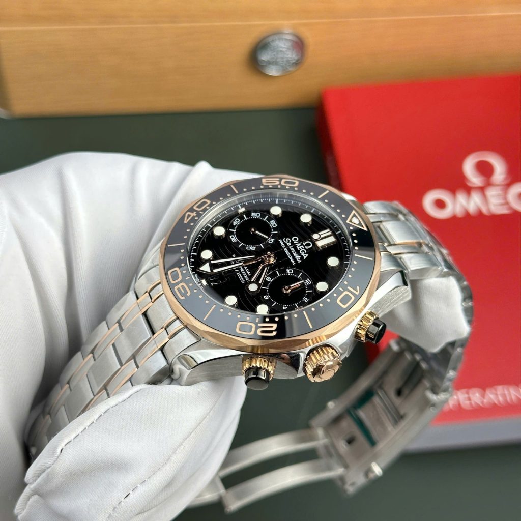 Omega Seamaster Diver 300M Chronograph 210.20.44.51.01.001 44mm 4