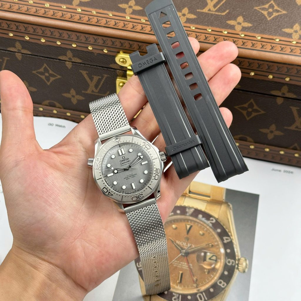 Omega Seamaster Diver 300m 210.30.42.20.06.002 42mm 4