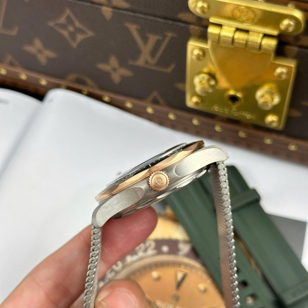 Omega Seamaster Driver 300 Green 210.90.42.20.10.001 42mm 7