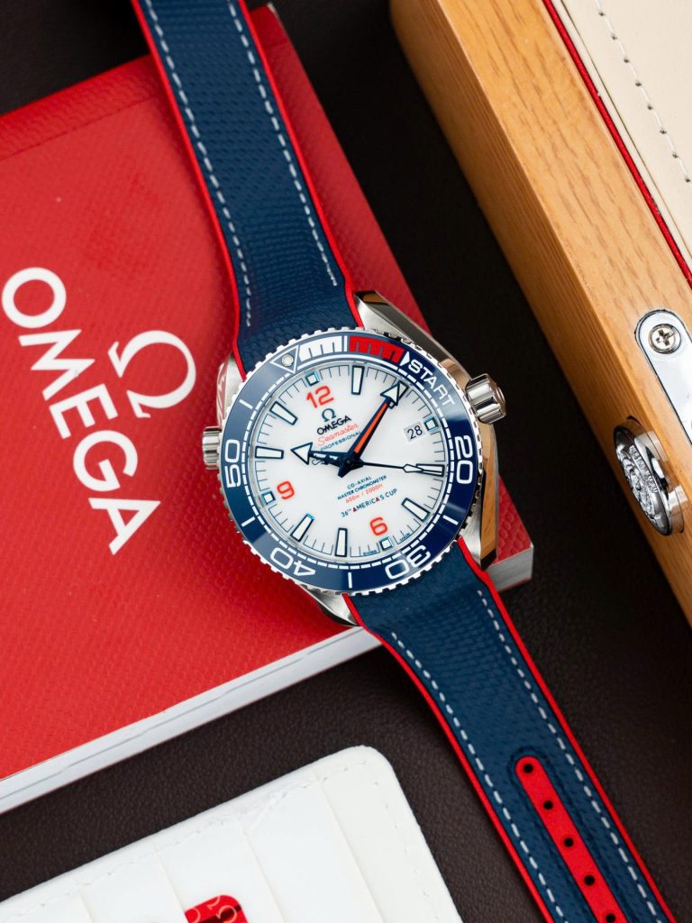 Omega Seamaster Planet Ocean 600M 215.32.43.21.04.001 43.5mm 1