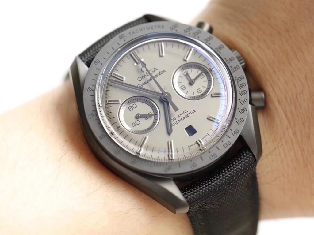 Omega SpeedMaster Dark Side Of The Moon Vo Gom 44mm 4