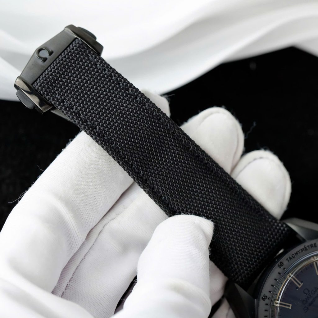 Omega SpeedMaster Dark Side Of The Moon Vo Gom 44mm 8