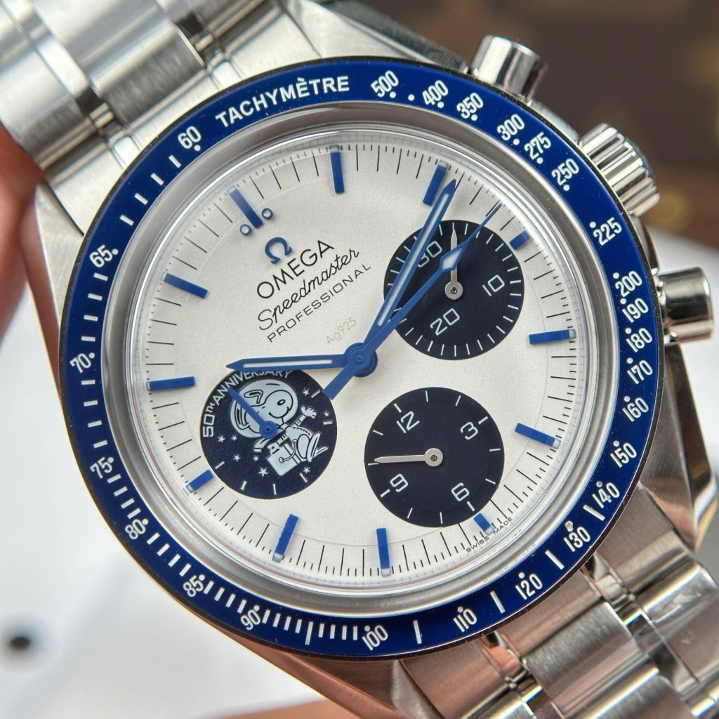 Omega Speedmaster Snoopy Avard 42mm 5