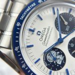 Omega Speedmaster Snoopy Avard 42mm 6
