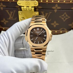 Patek Philippe Nautilus 5711 Rose Gold 40mm 1