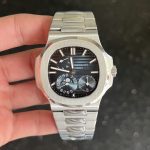 Patek Philippe Nautilus 5712 40mm 1