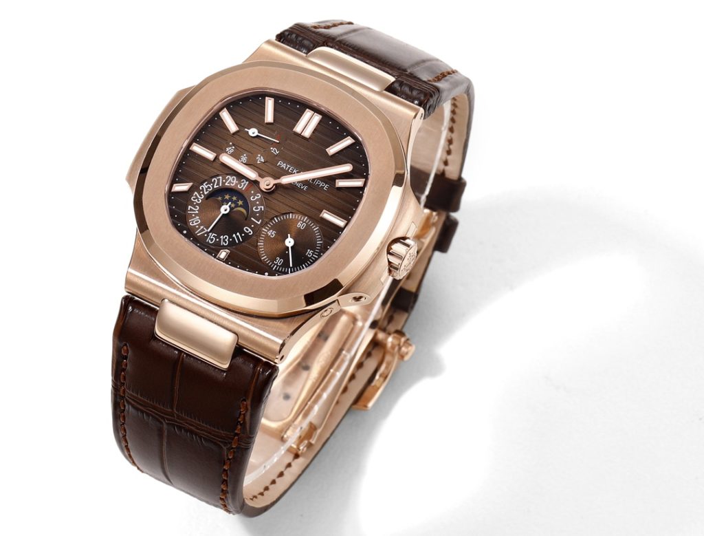 Patek Philippe Nautilus 5712 Rose Gold 40mm 2