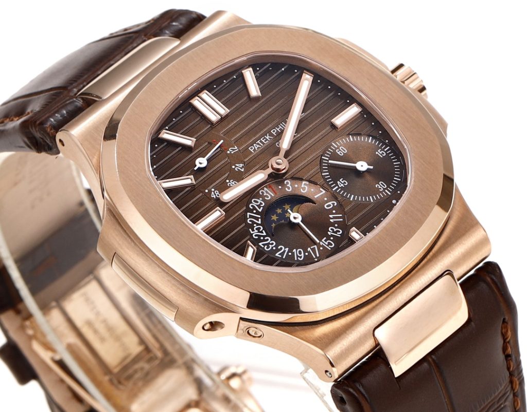 Patek Philippe Nautilus 5712 Rose Gold 40mm 3