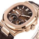 Patek Philippe Nautilus 5712 Rose Gold 40mm 4