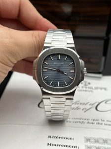Patek Philippe Nautilus 5811 41mm 1