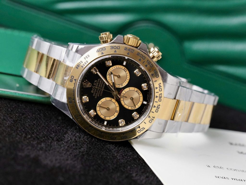 Rolex Daytona 126503 2 1