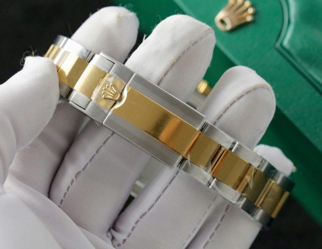 Rolex Daytona 126503 9 1