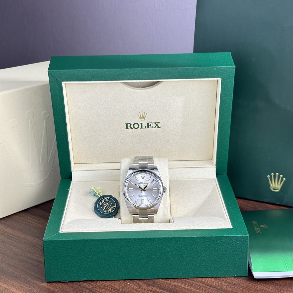 Rolex Oyster Perpetual 124300 Silver Dial 41mm 1