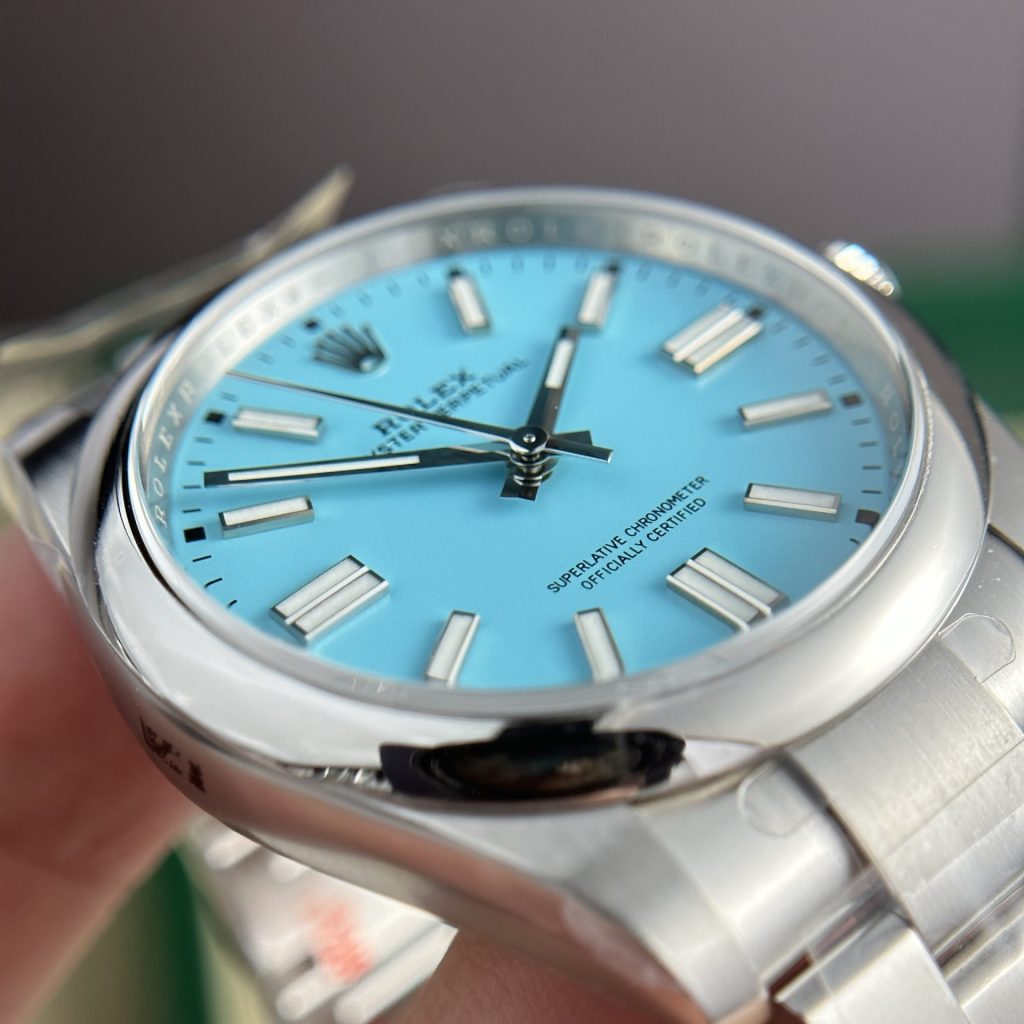 Rolex Oyster Perpetual 124300 Tiffany Blue Dial 41mm 3