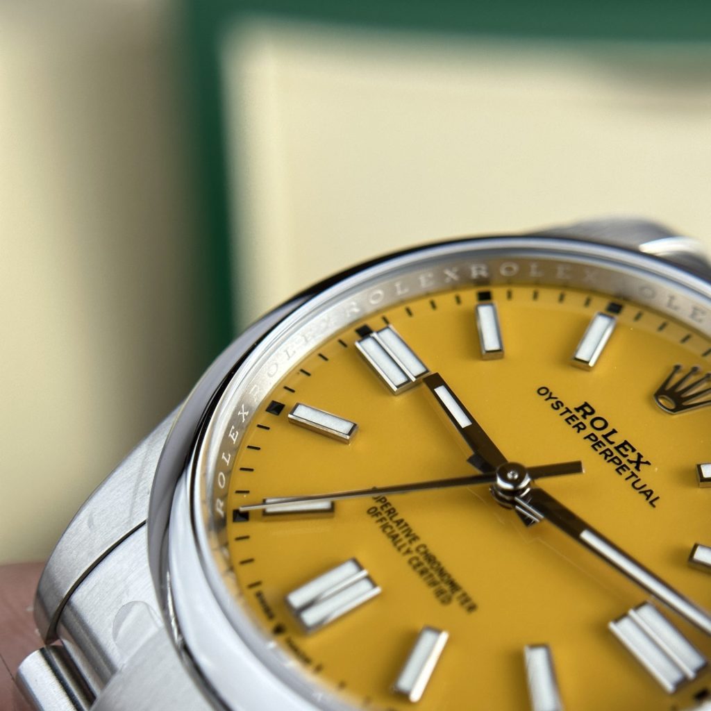 Rolex Oyster Perpetual 124300 Yellow Dial 41mm 6
