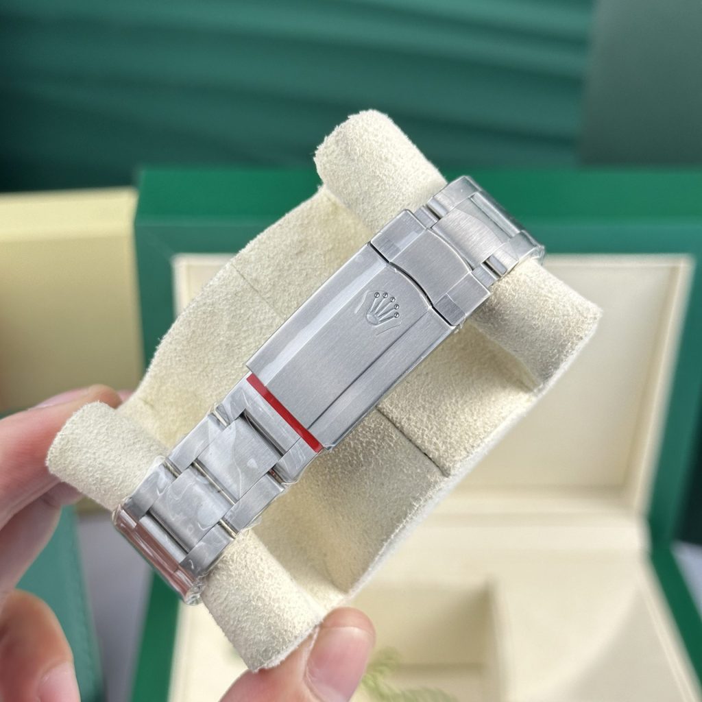 Rolex Oyster Perpetual 126000 Black Dial 36mm 10