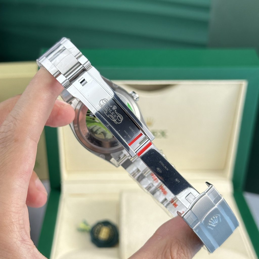 Rolex Oyster Perpetual 126000 Black Dial 36mm 11