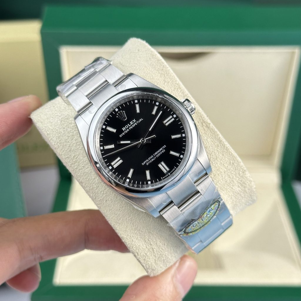Rolex Oyster Perpetual 126000 Black Dial 36mm 2