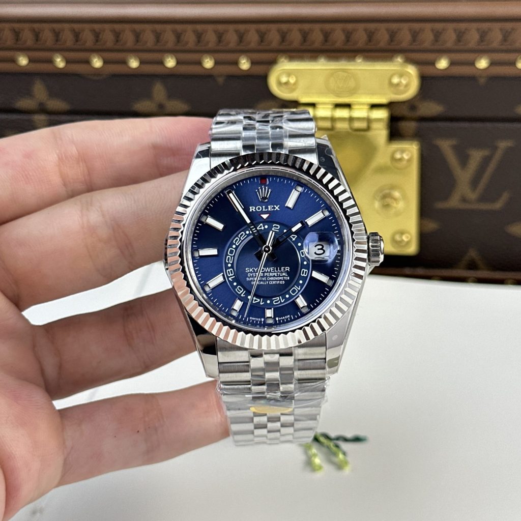 Rolex Rep 11 Sky Dweller M326934 Jubilee 42mm 1