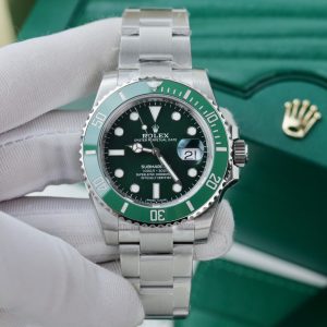 Rolex Submariner 116610LV Hulk Replica VS 40mm 1