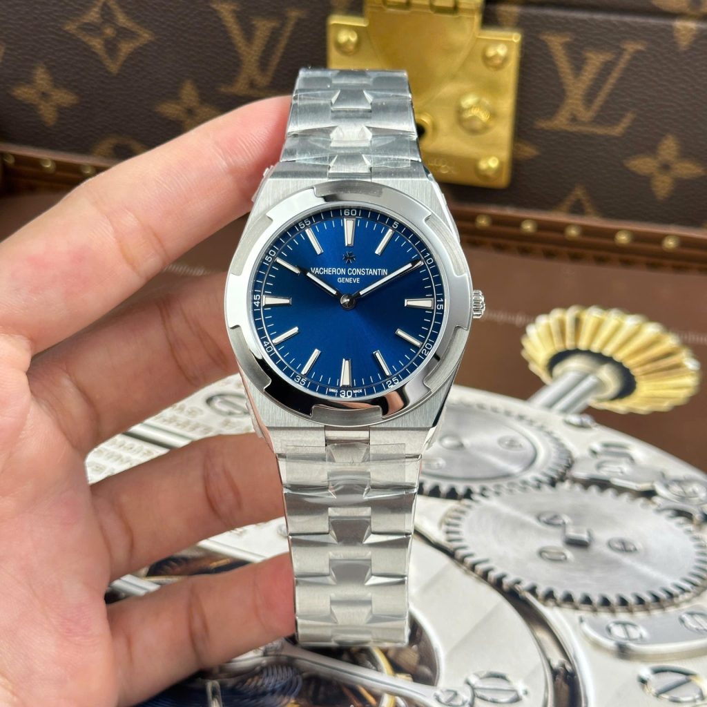 Vacheron Constantin Overseas Ultra Thin 2000V Blue Dial 40mm