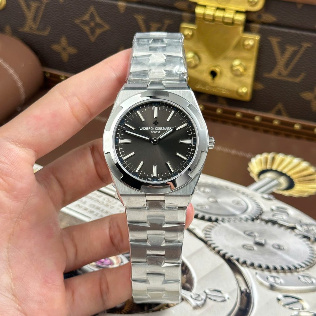 Vacheron Constantin Overseas Ultra Thin 2000V Replica Watches Gray Dial Automatic Movement 8F Factory 40mm